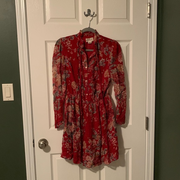 Red floral dress - Picture 1 of 1